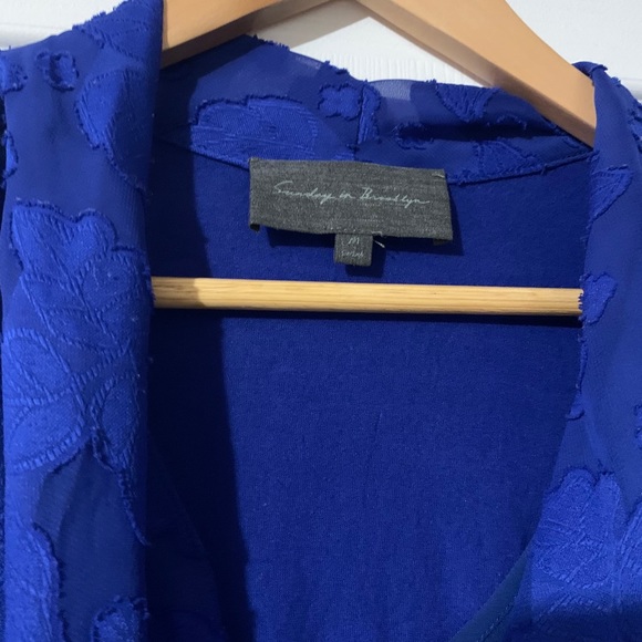 Anthropologie Sunday in Brooklyn Edria Top medium - Picture 3 of 4